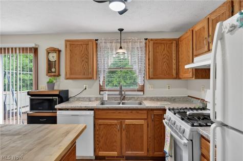 50 Ridge Top Circle Doylestown OH 44230