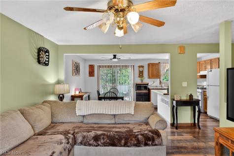 50 Ridge Top Circle Doylestown OH 44230