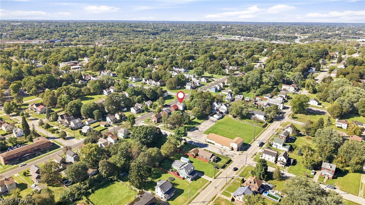 1568 Shehy Street Youngstown OH 44506