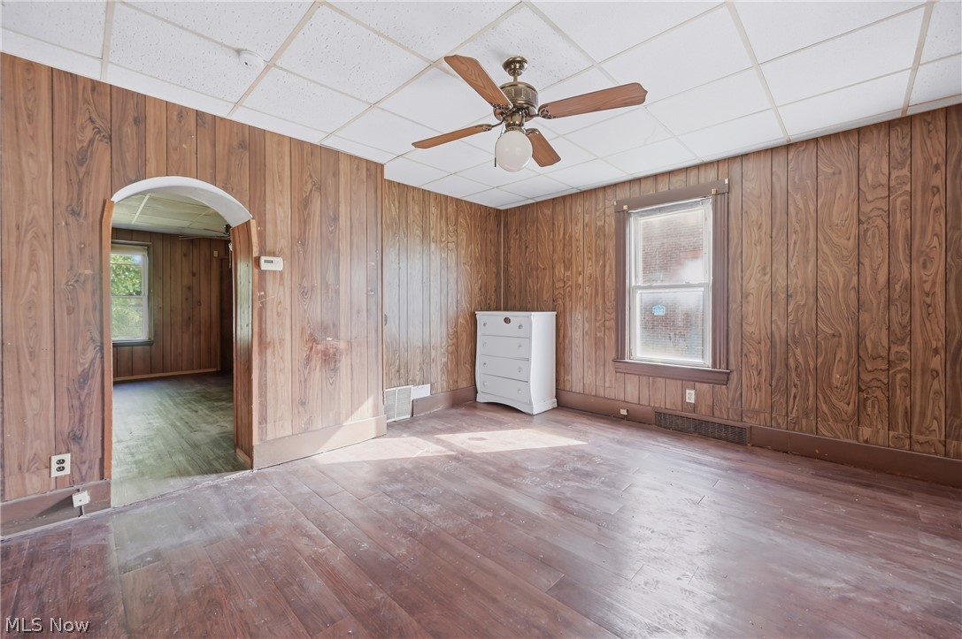 1568 Shehy Street Youngstown OH 44506