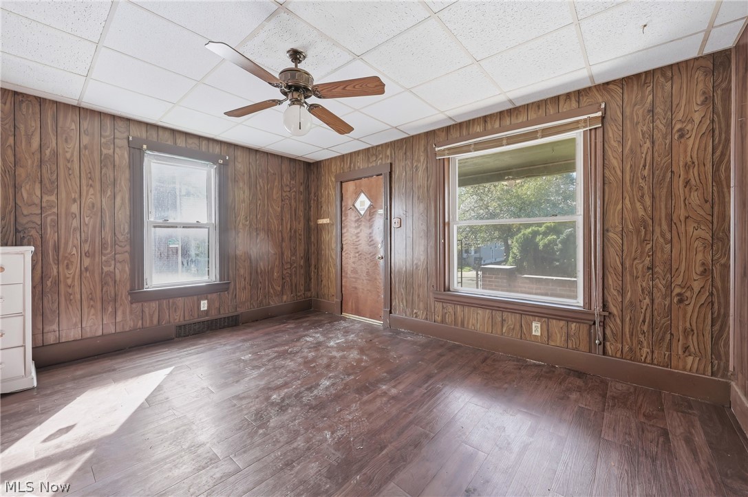 1568 Shehy Street Youngstown OH 44506
