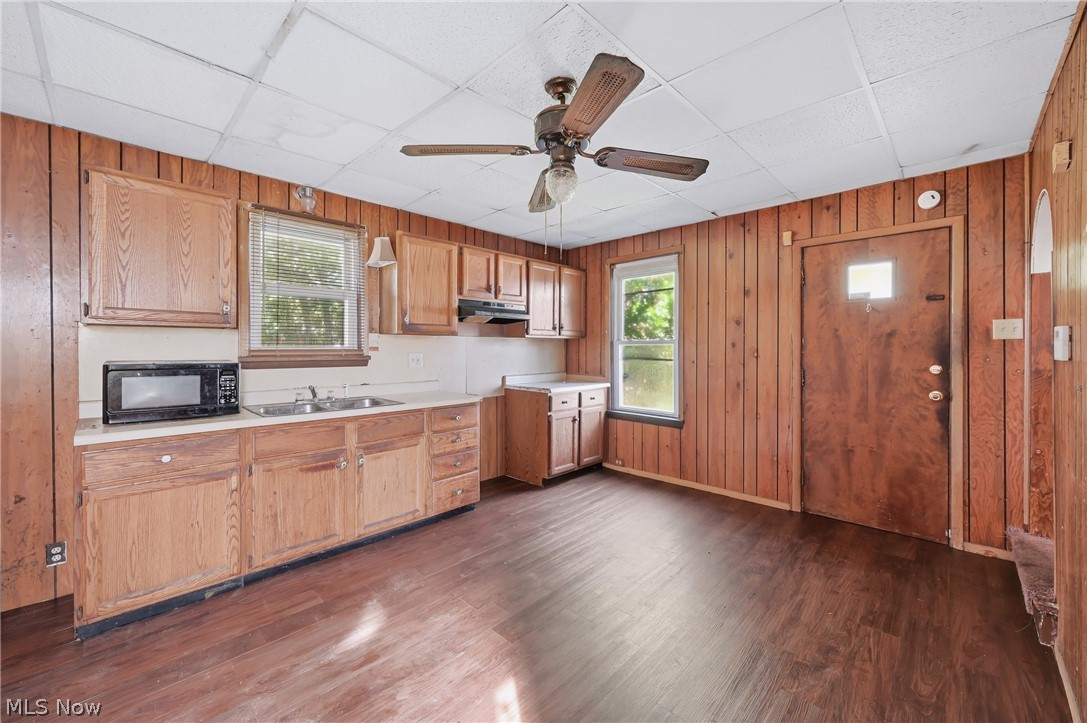 1568 Shehy Street Youngstown OH 44506