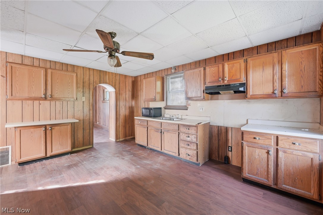 1568 Shehy Street Youngstown OH 44506