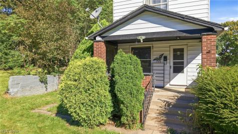 1568 Shehy Street Youngstown OH 44506