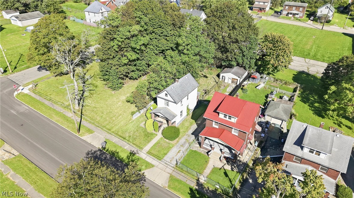 1568 Shehy Street Youngstown OH 44506