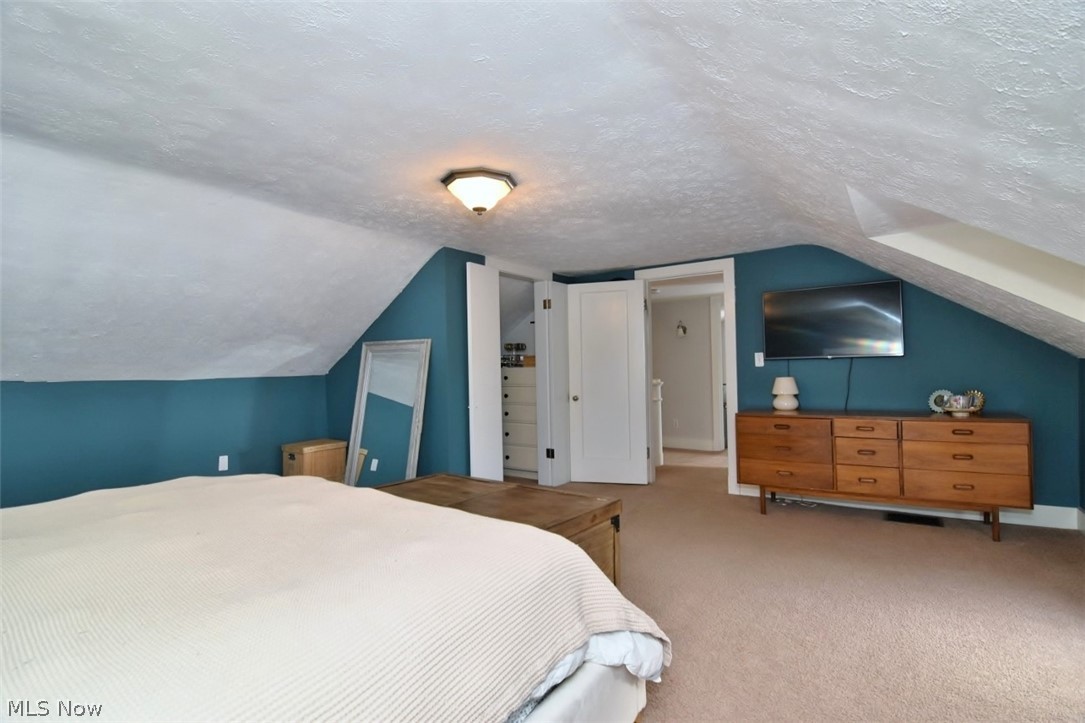 324 South Street Chardon OH 44024