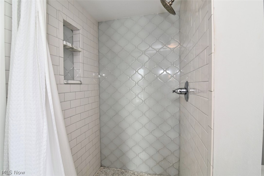 324 South Street Chardon OH 44024