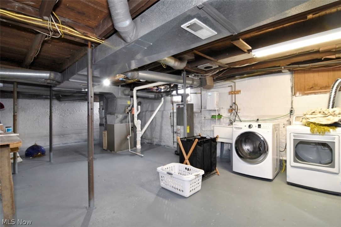 324 South Street Chardon OH 44024