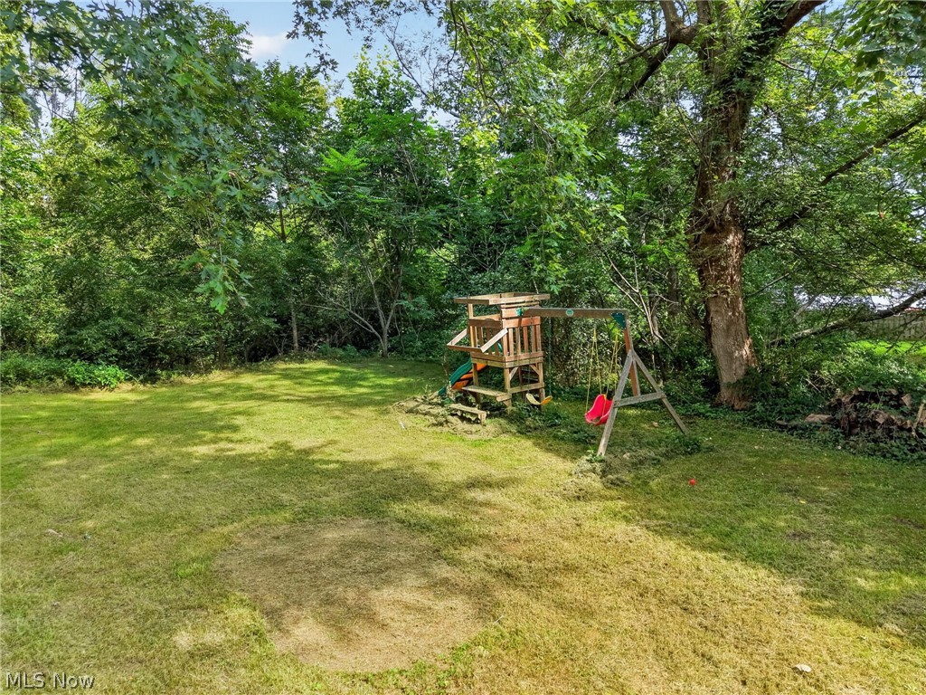 2785 E Center Street Conneaut OH 44030