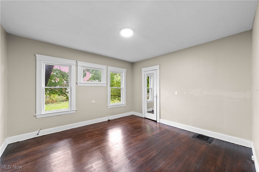 3165 Oak Road Cleveland Heights OH 44118