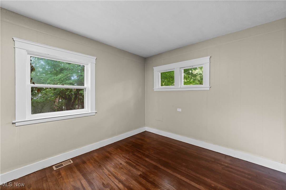 3165 Oak Road Cleveland Heights OH 44118