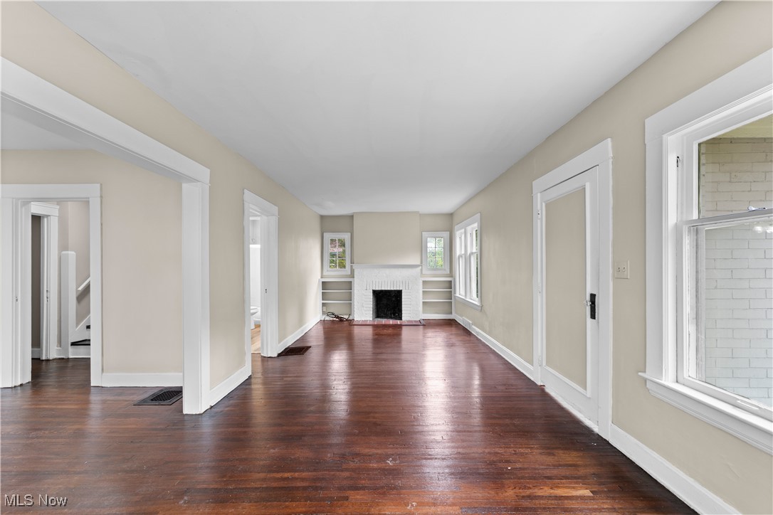 3165 Oak Road Cleveland Heights OH 44118