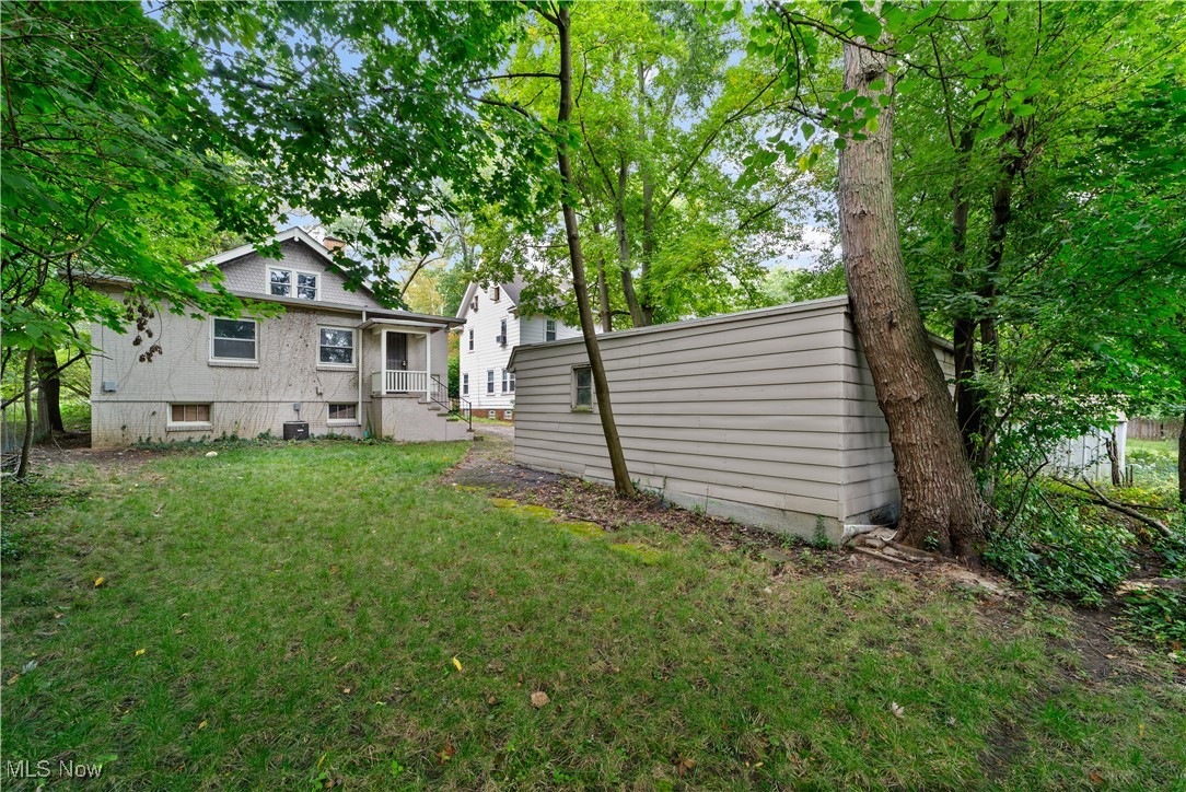 3165 Oak Road Cleveland Heights OH 44118