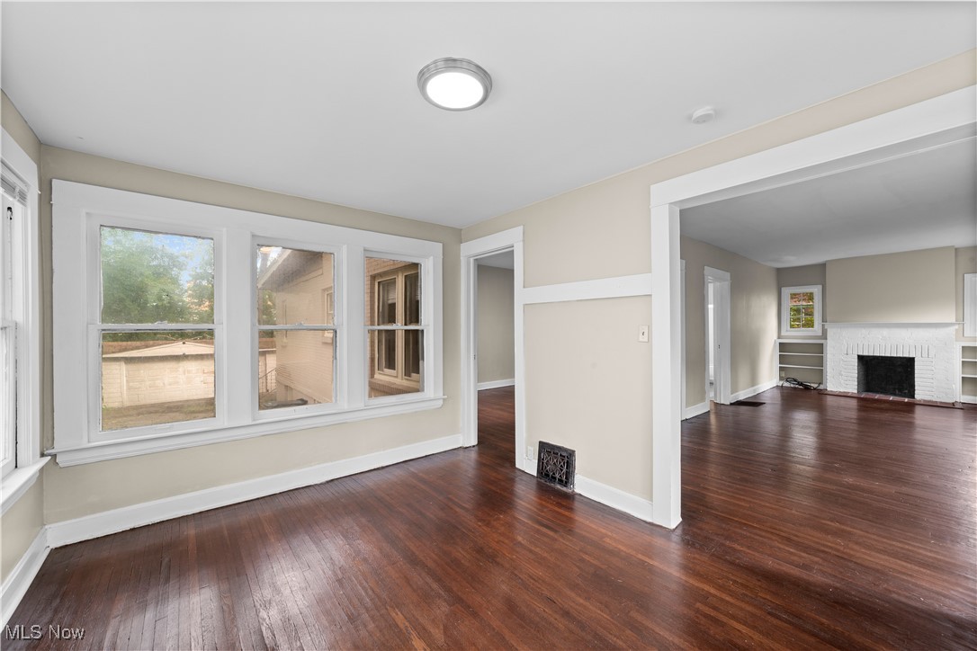 3165 Oak Road Cleveland Heights OH 44118