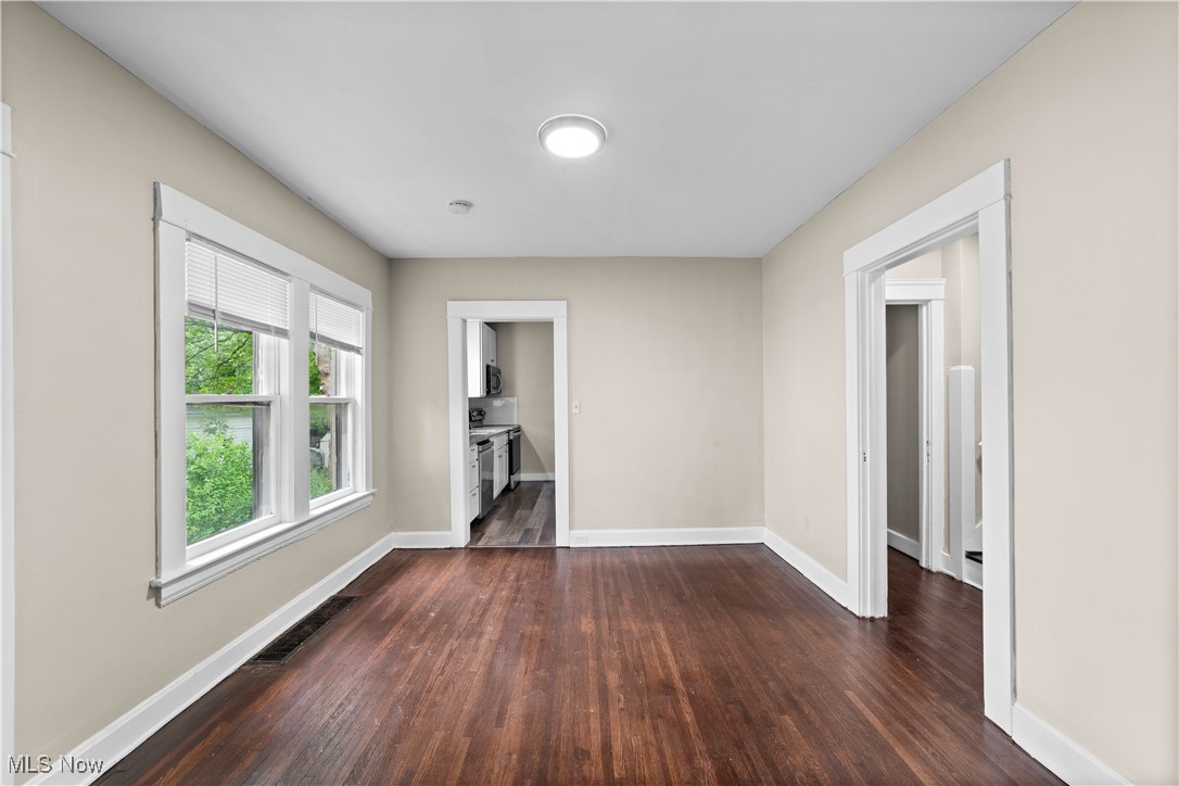 3165 Oak Road Cleveland Heights OH 44118