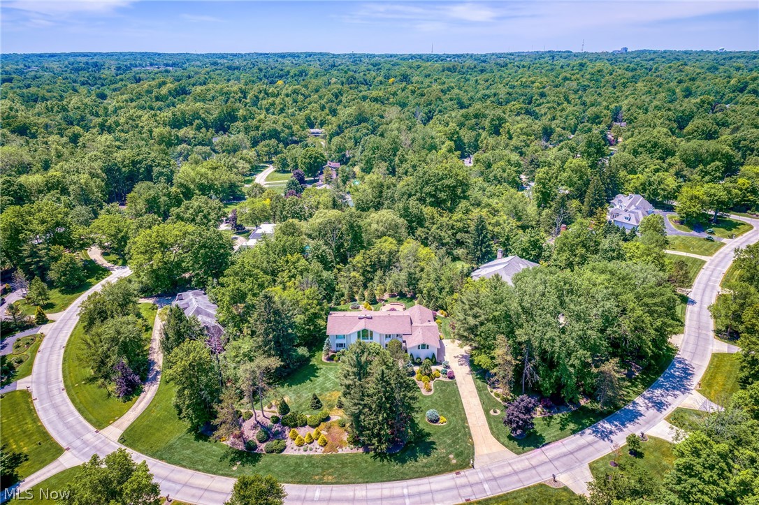 36 Pepper Creek Drive Pepper Pike OH 44124