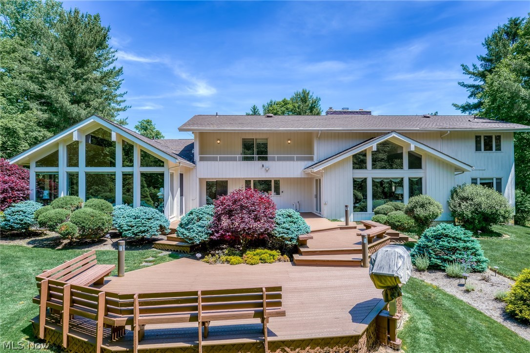 36 Pepper Creek Drive Pepper Pike OH 44124