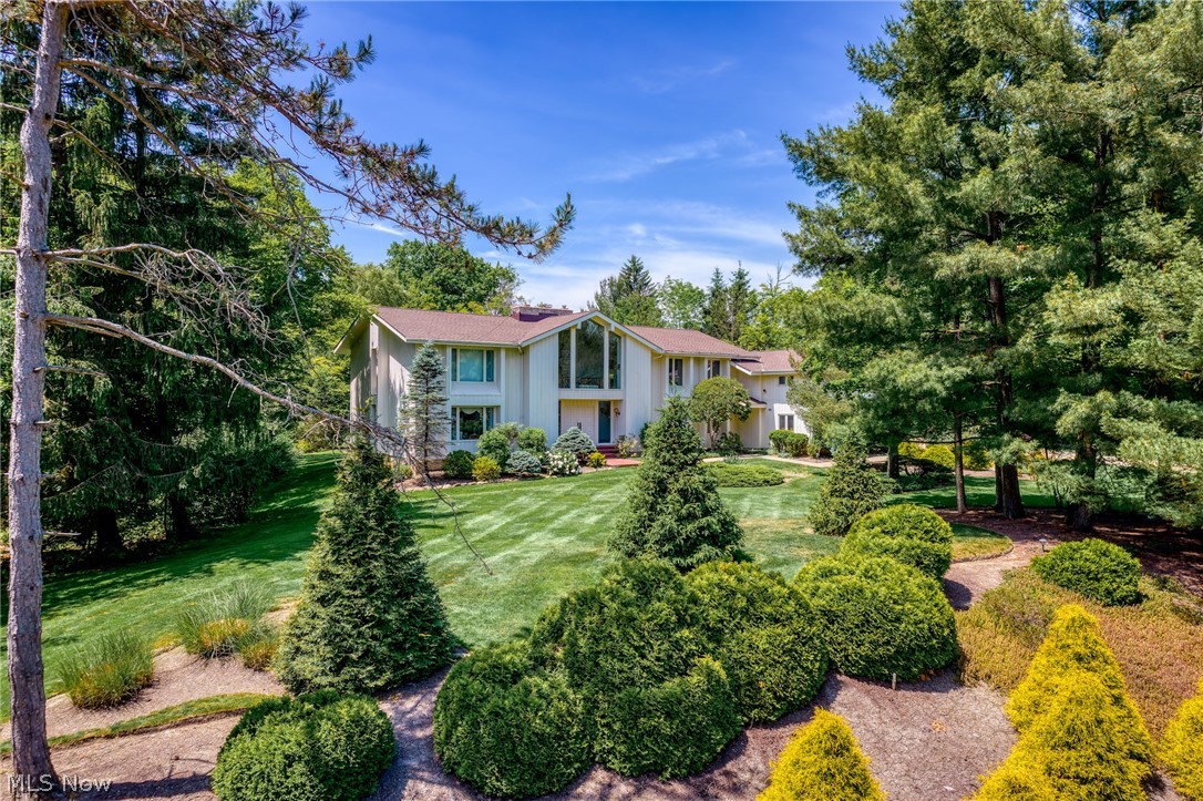 36 Pepper Creek Drive Pepper Pike OH 44124