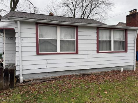 1222 E 360th Street Eastlake OH 44095
