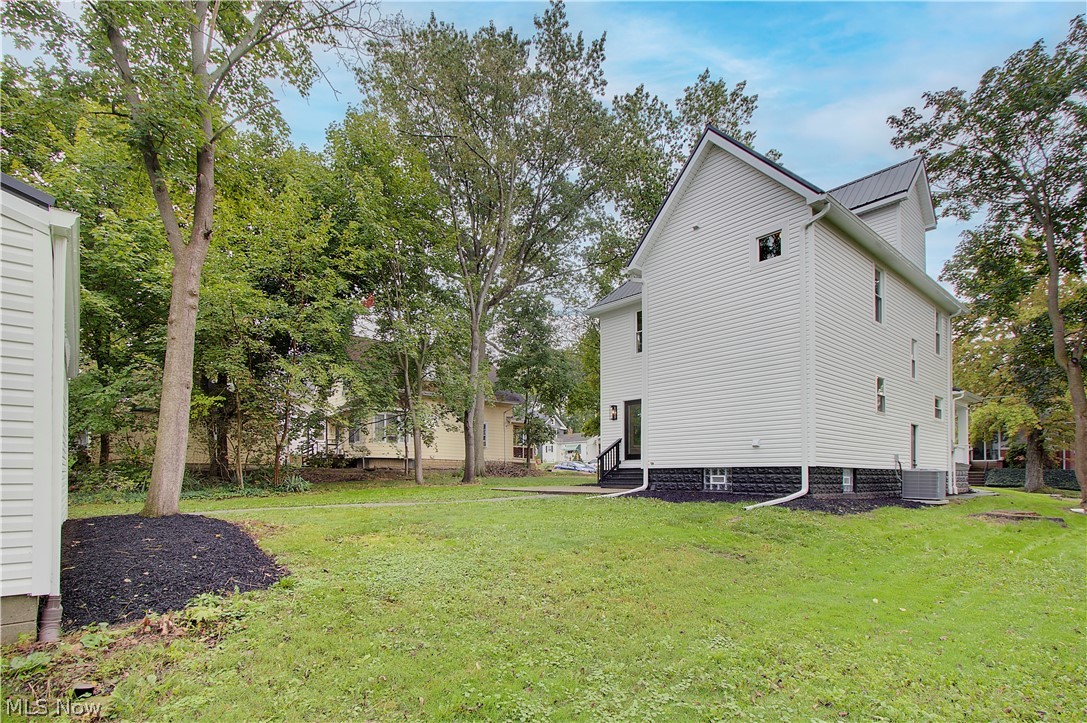 495 W Broadway Street Alliance OH 44601