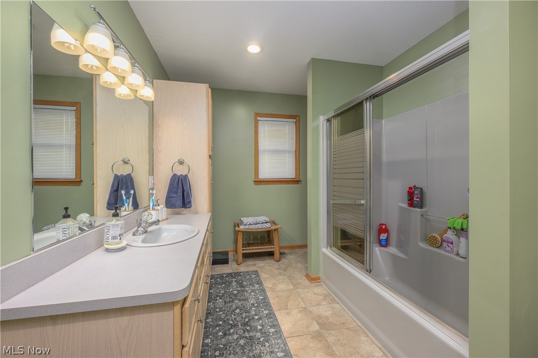 6840 Akron Avenue NW Canal Fulton OH 44614