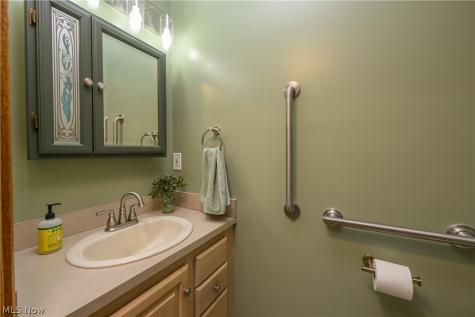 6840 Akron Avenue NW Canal Fulton OH 44614