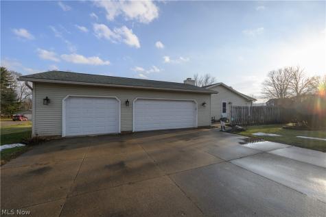 6840 Akron Avenue NW Canal Fulton OH 44614