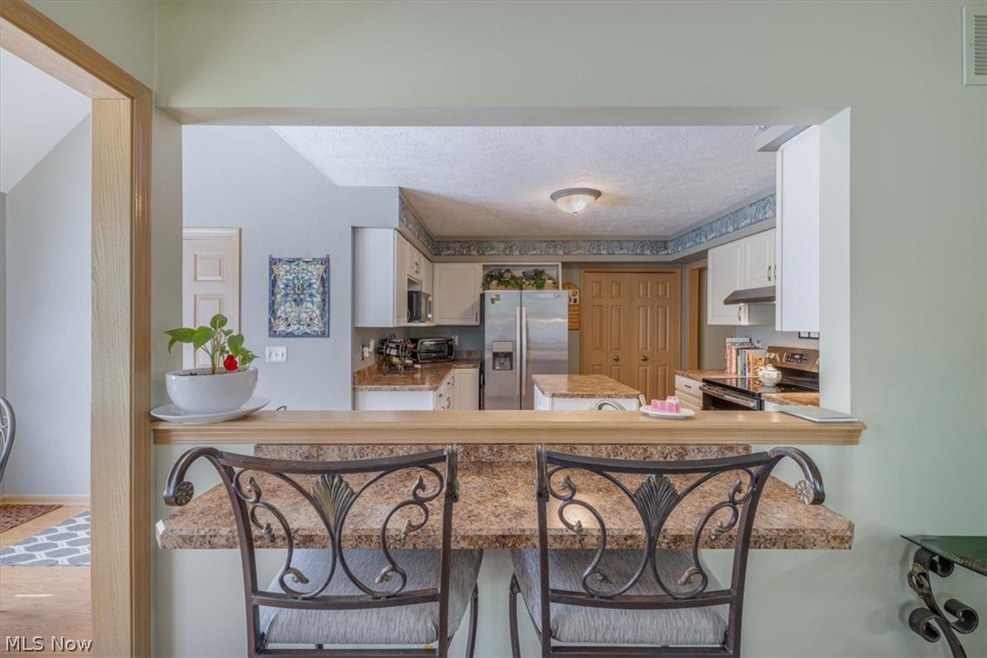 8051 Valleyview Court North Royalton OH 44133