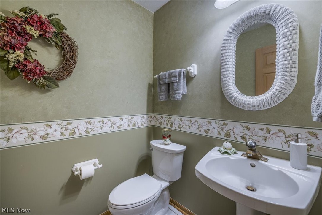 8051 Valleyview Court North Royalton OH 44133
