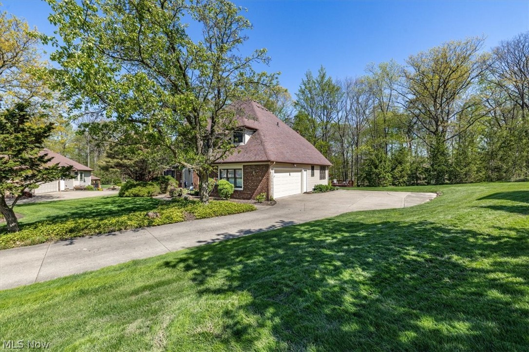 8051 Valleyview Court North Royalton OH 44133