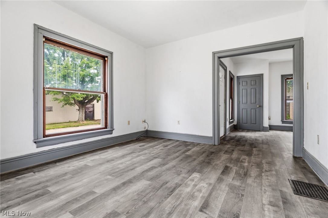 497 Madison Street Conneaut OH 44030
