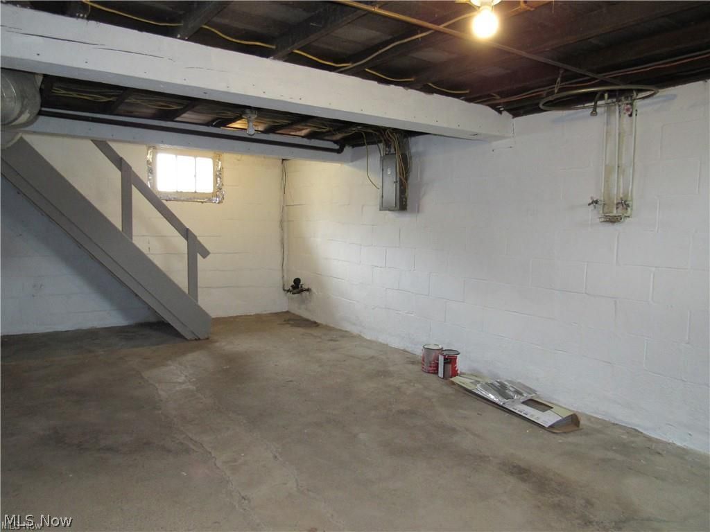 1039 W 21st Street Lorain OH 44052