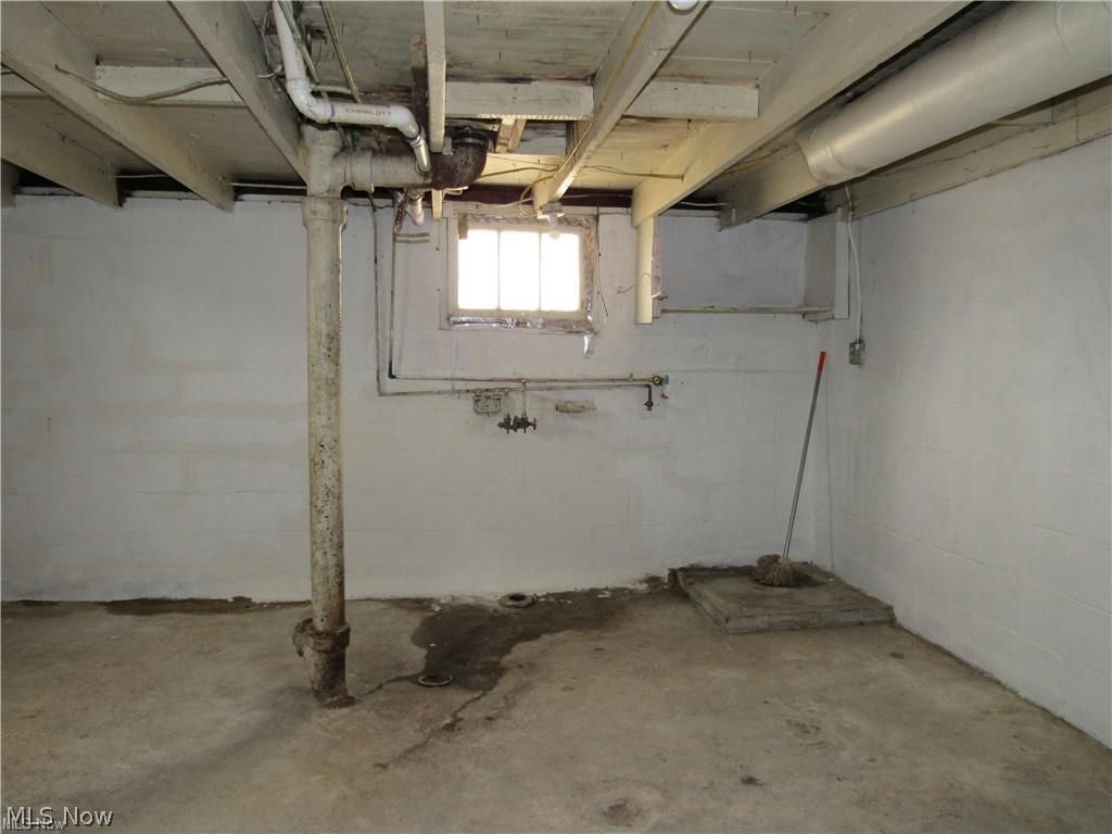 1039 W 21st Street Lorain OH 44052