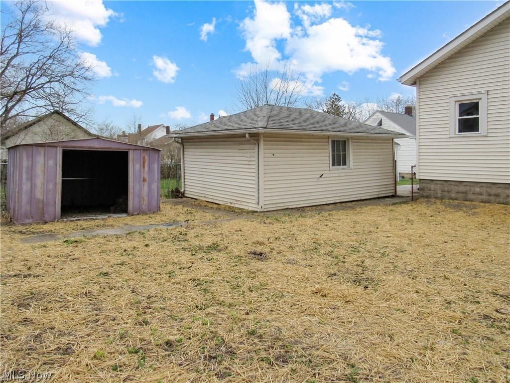 1039 W 21st Street Lorain OH 44052