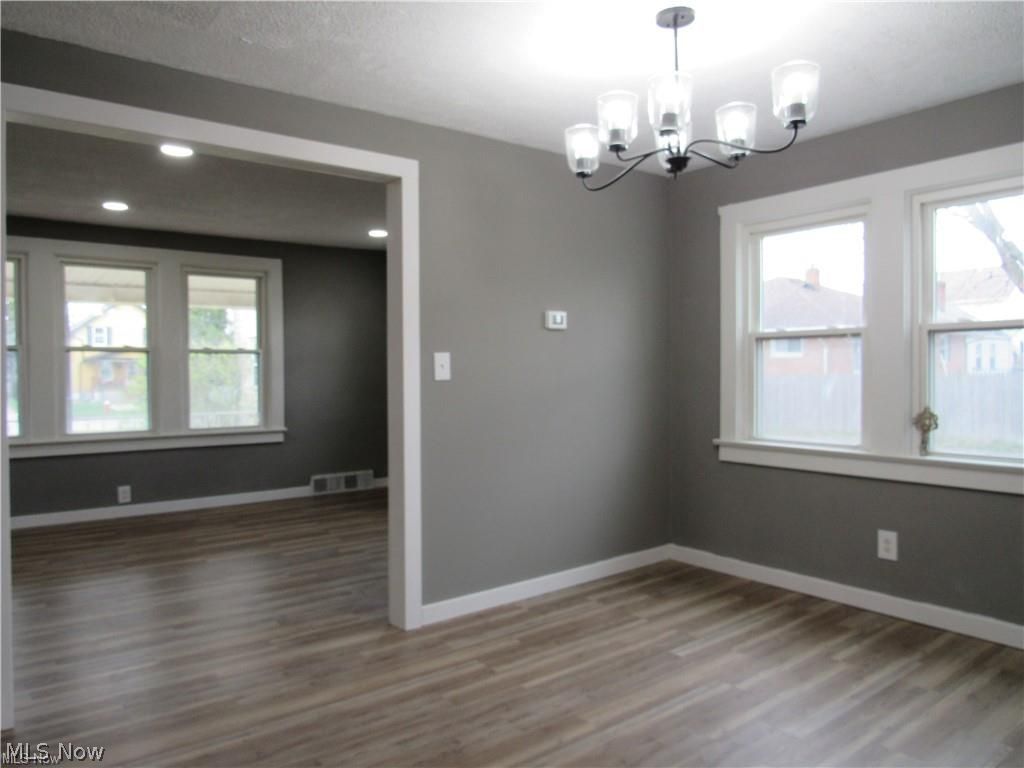 1039 W 21st Street Lorain OH 44052