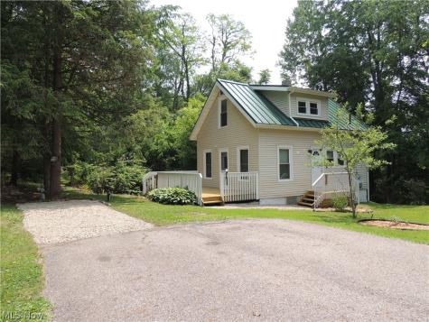 2242 Coffeen Street Kent OH 44240