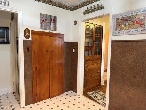 707 Cambridge Avenue Youngstown OH 44502