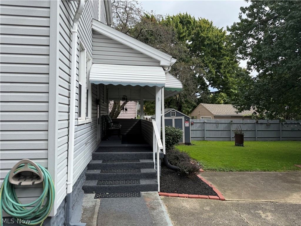 707 Cambridge Avenue Youngstown OH 44502