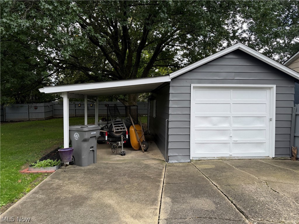 707 Cambridge Avenue Youngstown OH 44502