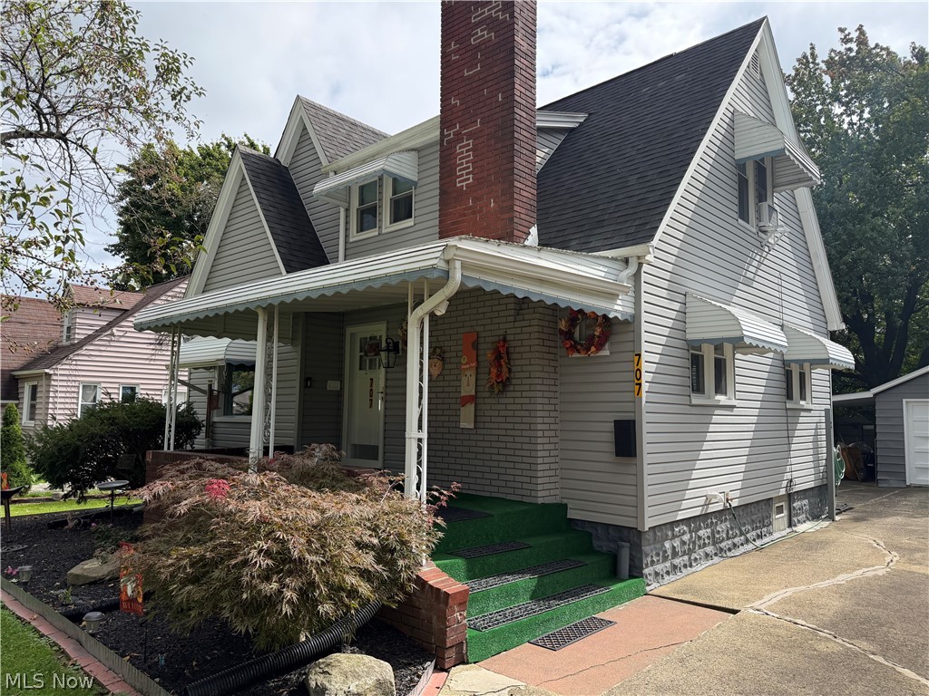 707 Cambridge Avenue Youngstown OH 44502