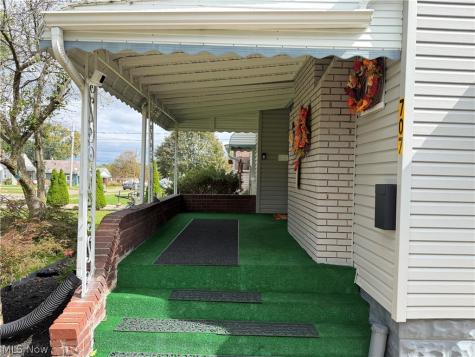 707 Cambridge Avenue Youngstown OH 44502