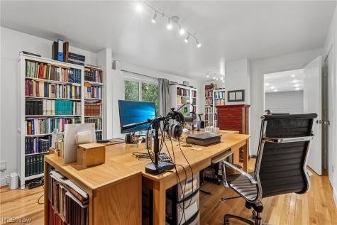 26201 Annesley Road Beachwood OH 44122