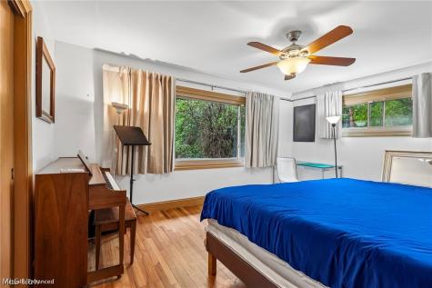 26201 Annesley Road Beachwood OH 44122