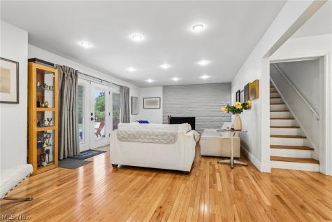 26201 Annesley Road Beachwood OH 44122