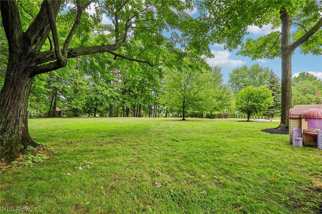 26201 Annesley Road Beachwood OH 44122