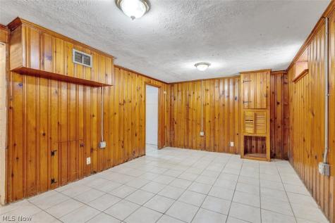 5597 South Boulevard Maple Heights OH 44137