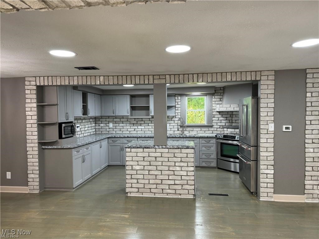 225 Washington Pike Wellsburg WV 26070