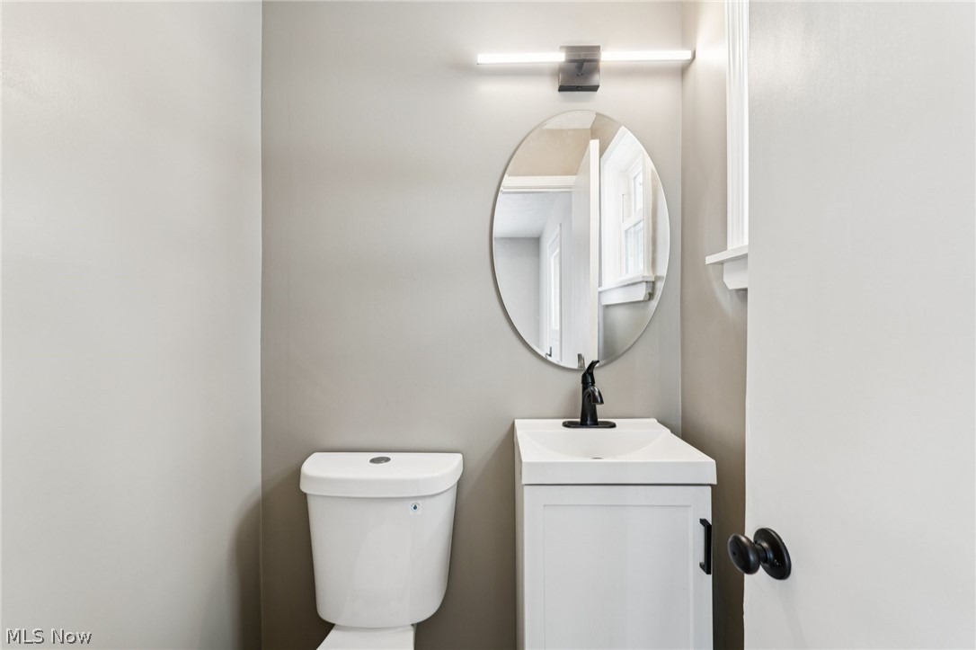 279 Birchwood Avenue Cuyahoga Falls OH 44221