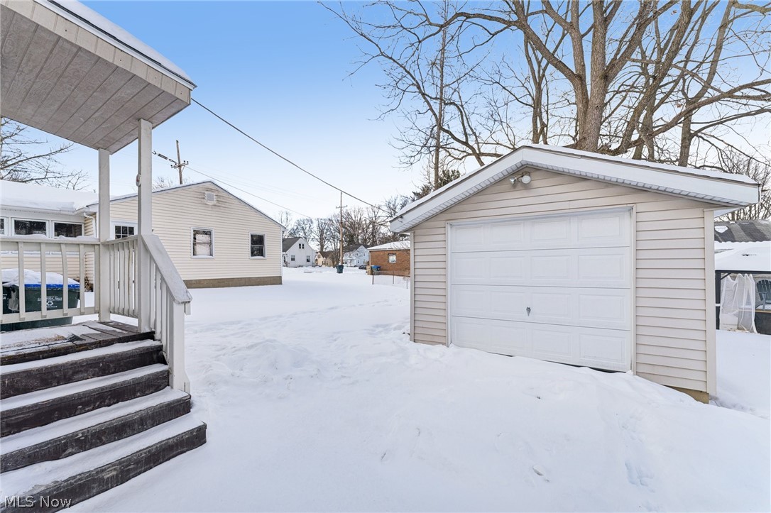 279 Birchwood Avenue Cuyahoga Falls OH 44221