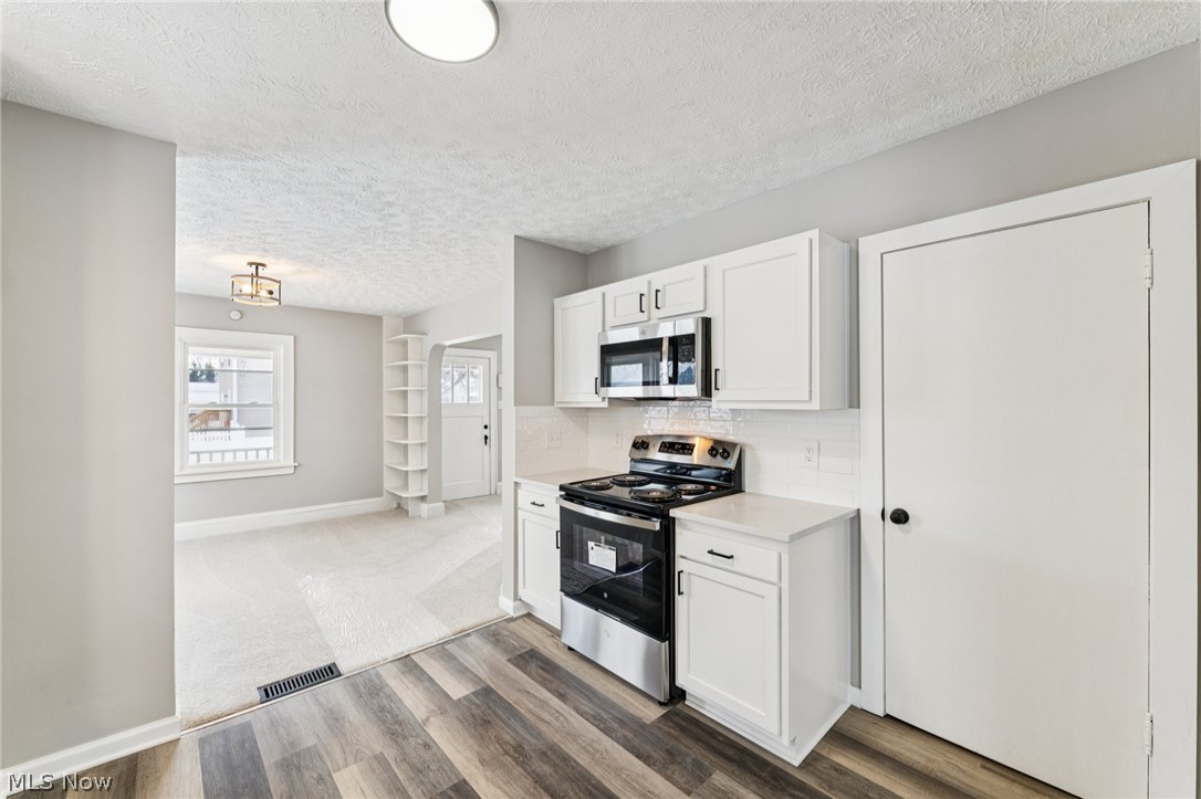 279 Birchwood Avenue Cuyahoga Falls OH 44221